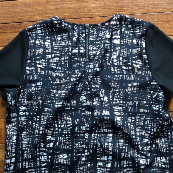 Patterned top - Picture 4 of 4